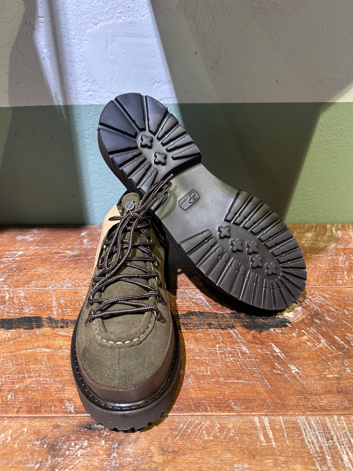 Kjore project Merano shell olive