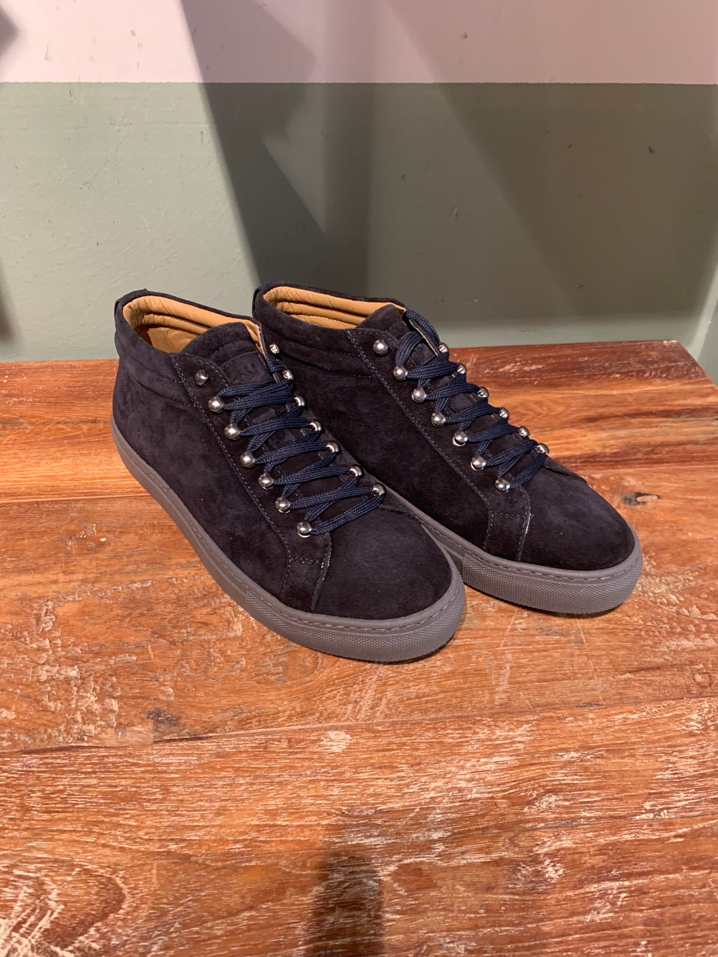 Charlie sneakers